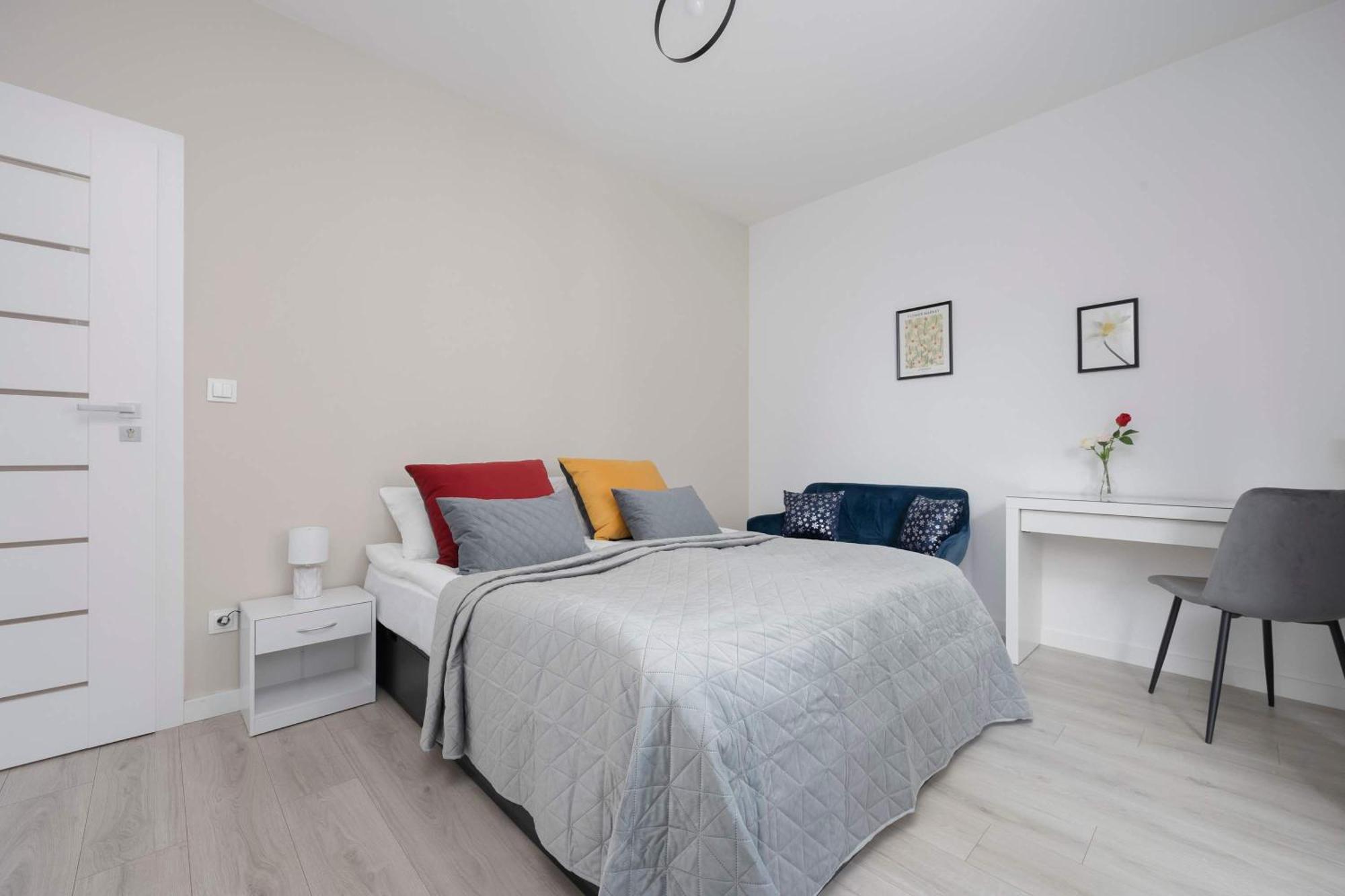 Family Cybernetyki With Ac And Parking By Renters Apartmán Varšava